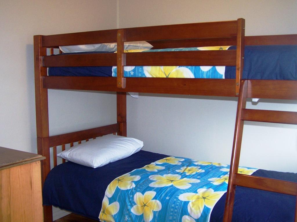 Pebble Shack Villa Coles Bay Room photo